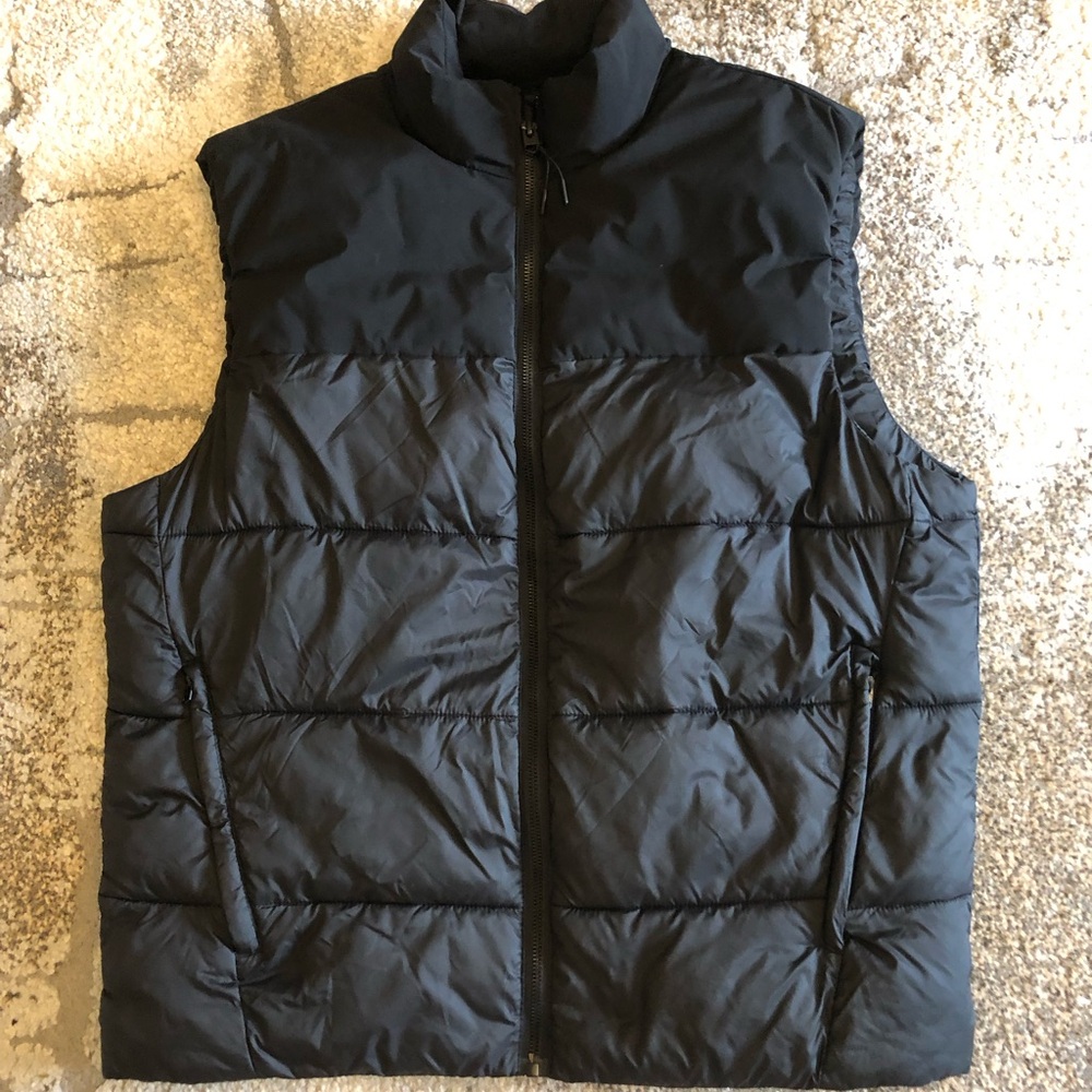 Zara Men's Black Quilted Vest